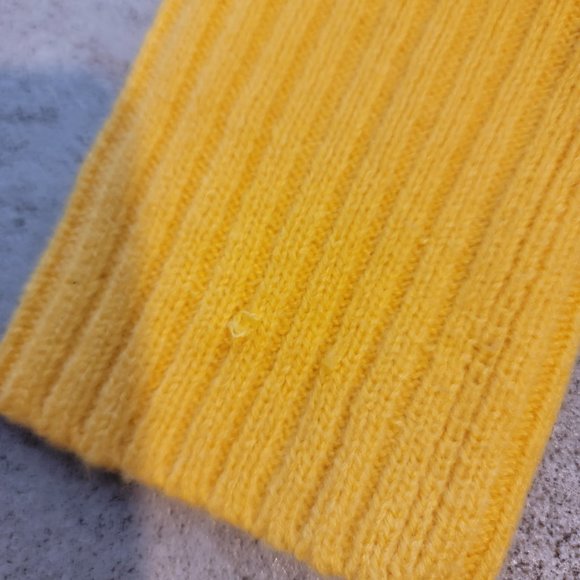 H & M Yellow Long Sleeved Crewneck Sweater Jumper Size M - Picture 6 of 11